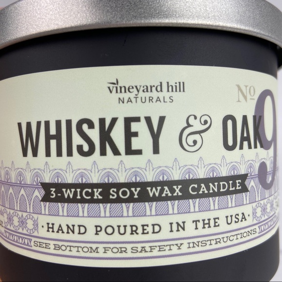 Vineyard Hill Candle Whiskey & Oak Soy 12 oz - Picture 2 of 4